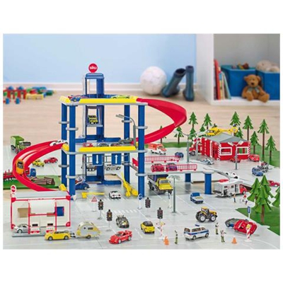 Parcheggio su 3 Piani