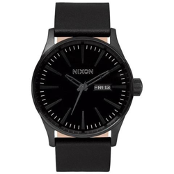 Orologio Nixon Sentry Leather en oferta