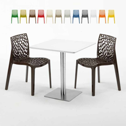 Grand Soleil - Tavolino Quadrato Bianco 70x70 cm con Base in Acciaio e 2 Sedie Colorate Ice Strawberry | Marrone en oferta
