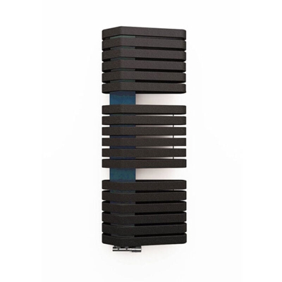 A. Scaldasalviette ad acqua calda di 730mm di altezza e di 400mm di larghezza