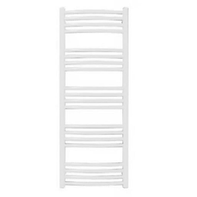 D. Scaldasalviette elettrico di 1380mm di altezza e di 586mm di larghezza.