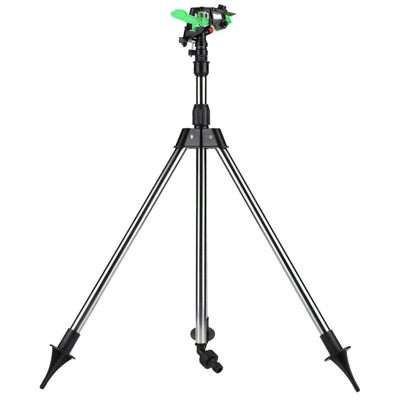 Treppiede innaffiatoio, spruzzatura, uno strumento di irrigazione, verde