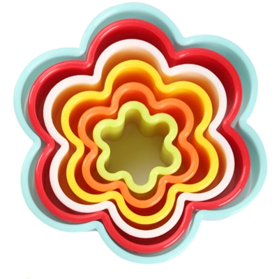 Stampo per biscotti con set di cinque/sei pezzi a forma di cartone animato di plastica alimentare multicolore,Tipo,6 pezzi di fiori di prugna