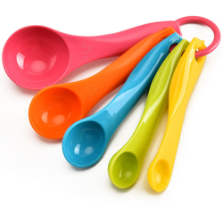 Set di cucchiai dosatori da 5 pezzi per ingredienti secchi e liquidi Utensili da forno Set di pentole Utensili da cucina características