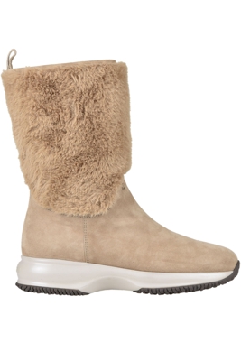 Interactive ankle-boots