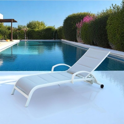 lettino prendisole da giardino in alluminio di design