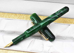Picasso 975 Aurora Series - Penna stilografica con pennino fine, colore: Verde características