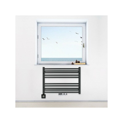 B. Scaldasalviette misto di 500mm di altezza e di 700mm di larghezza.