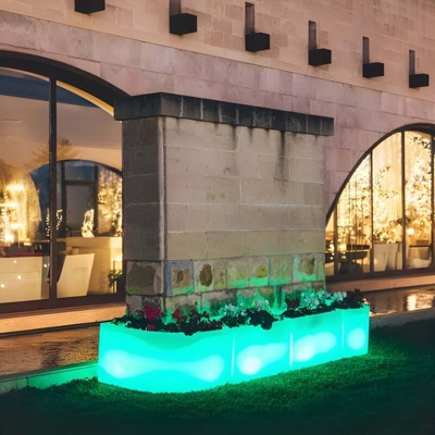 Fioriera Angolare Flowerpot Luce Verde in Polimero Monacis - Cm 160X35X50 H