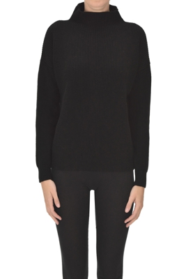 Ribbed knit pullover