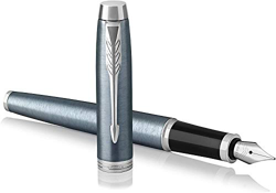 Parker 1931655 IM Penna Stilografica, Punta Media e Ricarica di Inchiostro Blu, Confezione Regalo, Light Blue Grey Chrome Trim características