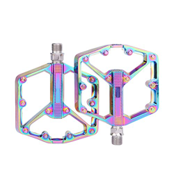 Swetup Pedali Per Bicicletta, Pedali per Bicicletta in Alluminio CNC, Pedali per Mountain Bike Antiscivolo, Pedali a 3 Cuscinetti, Pedali Bicicletta d en oferta