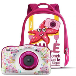 Kit Fotocamera Digitale Subacquea Coolpix W150 13.2 Mpx Sensore CMOS Zoom Ottico 3x Floreale con Zaino Rosa en oferta