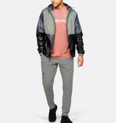 Giacca UA Recover Legacy Windbreaker da uomo en oferta