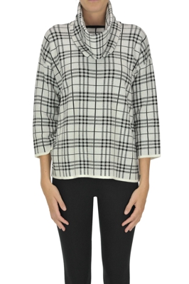 Checked print pullover