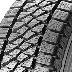 Bridgestone Blizzak W810 ( 235/65 R16C 115/113R ) características