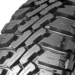 Nankang NK 4X4WD M/T FT-9 ( 215/60 R17C 109/107Q , POR ) en oferta